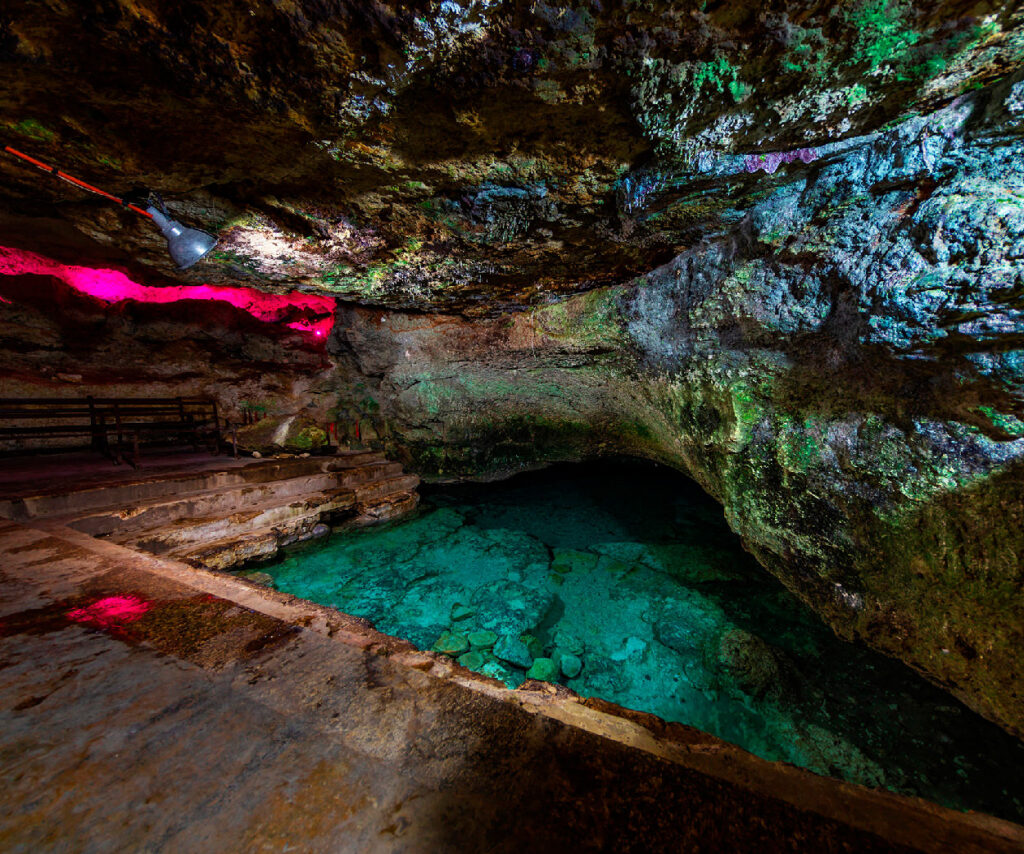 Cenote Sámbula de Motul Yucatán