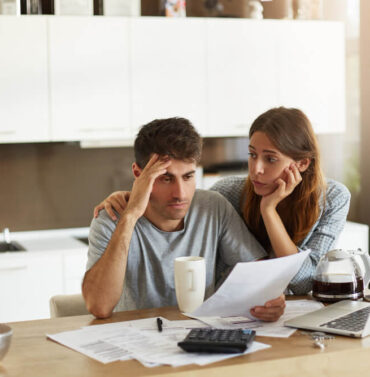 aprende-como-salir-de-deudas-atbey-desarrollos